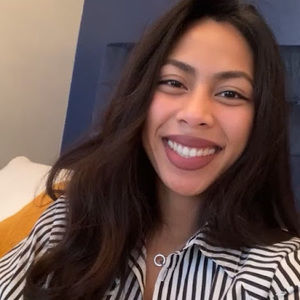 Meet your Posher, Jonia